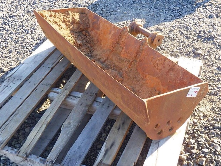 excavator-bucket-42.5"-image-2