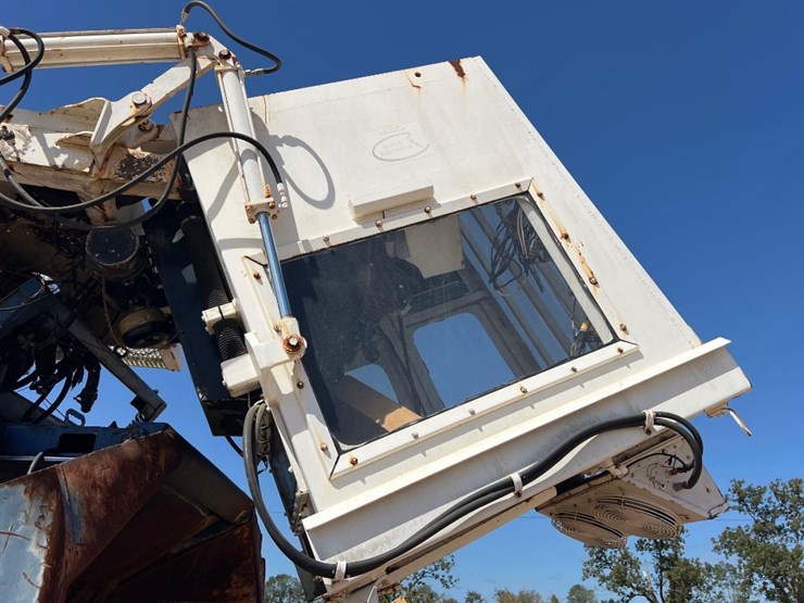 2008-peterson-5000h-whole-tree-chipper-image-27