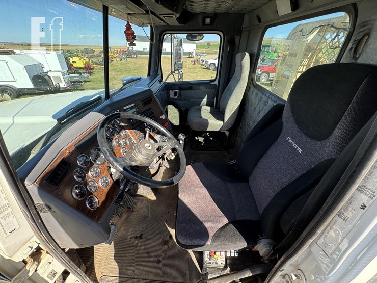 2009-western-star-4900-image-33