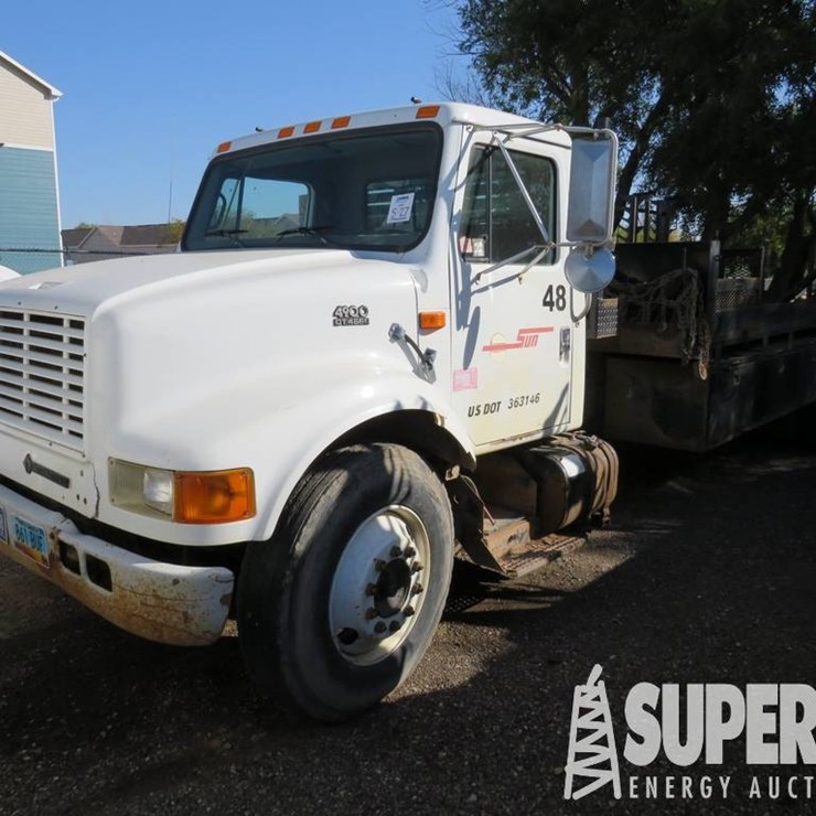 1999 INTERNATIONAL 4900