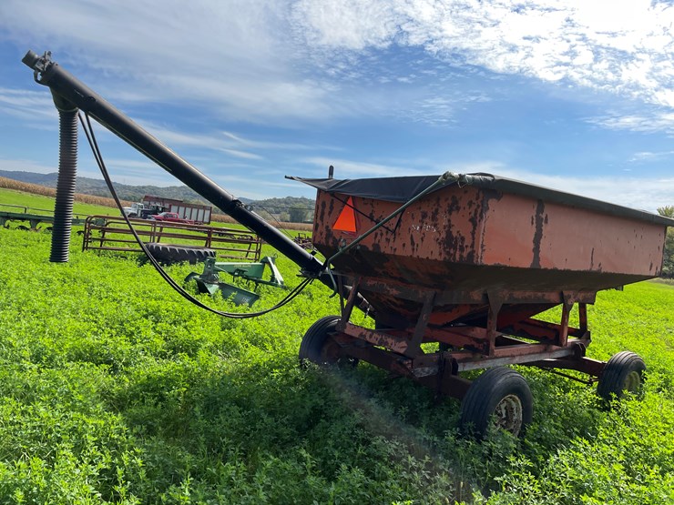 #4457-•-gravity-cart-with-3'-auger-image-7