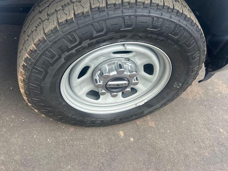 2019-ford-f350-sd-xl-image-10