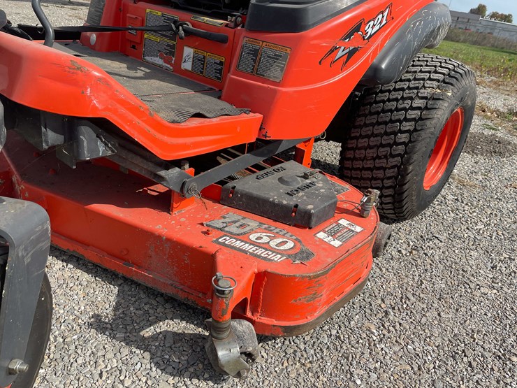 kubota-zd321-image-14