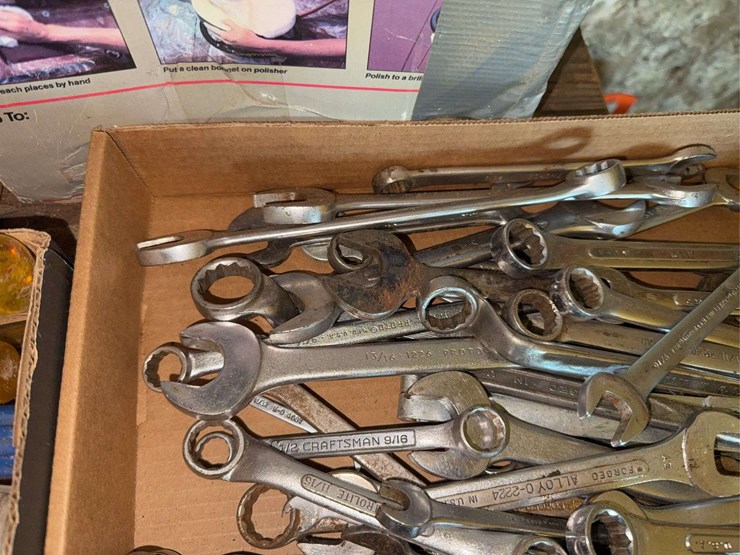 large-quantity-of-wrenches-image-4