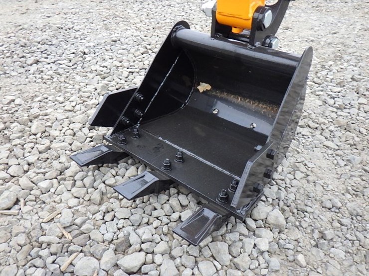 2025-vicsec-vc15-hydraulic-excavator-image-14