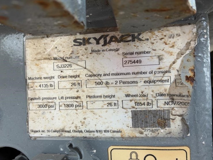 2005-skyjack-sj-3226-scissor-lift-image-16