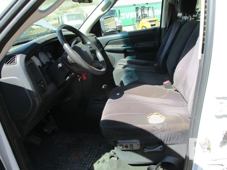 2004-dodge-ram-2500-image-6