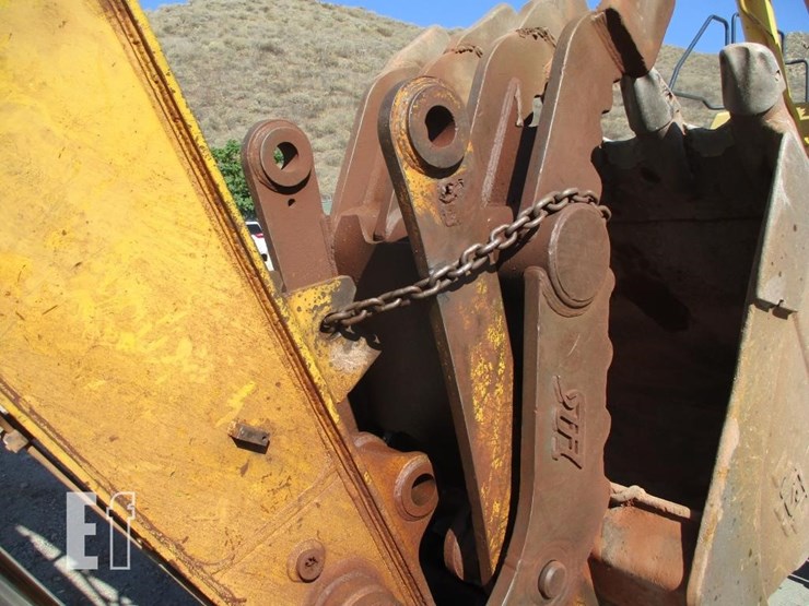 2014-komatsu-pc390-lc-10-image-16