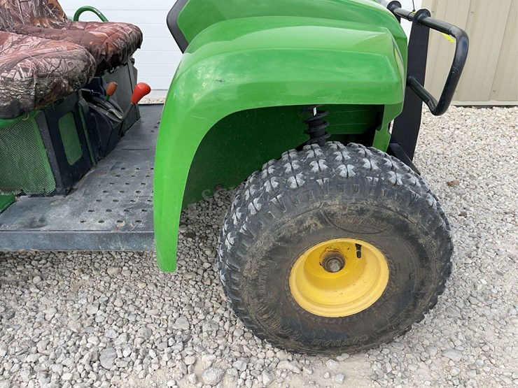 john-deere-gator-image-12