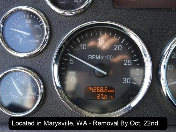 2015-peterbilt-367-image-31