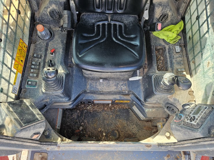 takeuchi-tl12v2-image-10