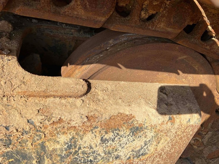 2016-caterpillar-336fl-image-7
