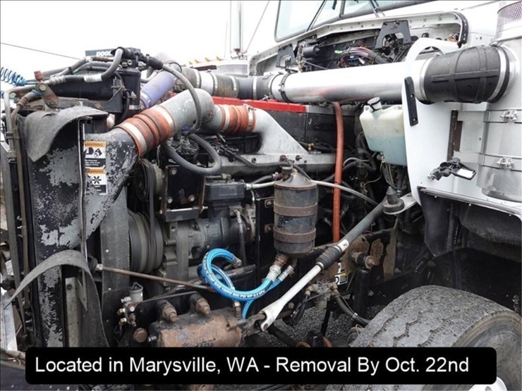 2003-kenworth-t800b-image-5