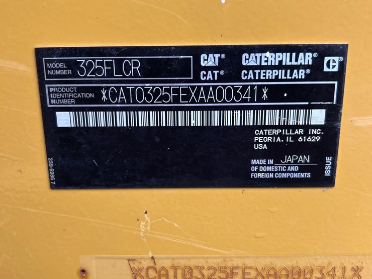 2016-caterpillar-325fl-image-33