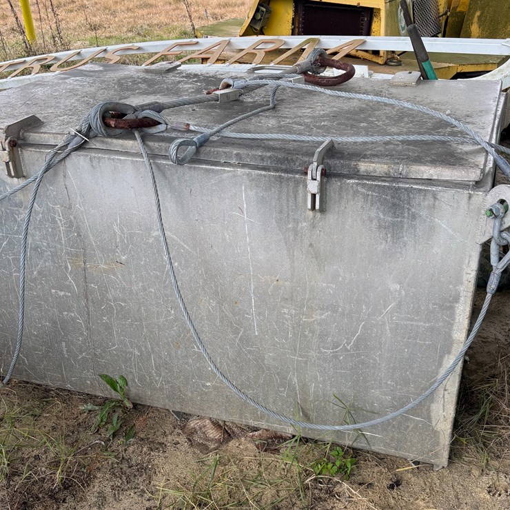 #145 • LAYDOWN ALUMINUM TOOLBOX