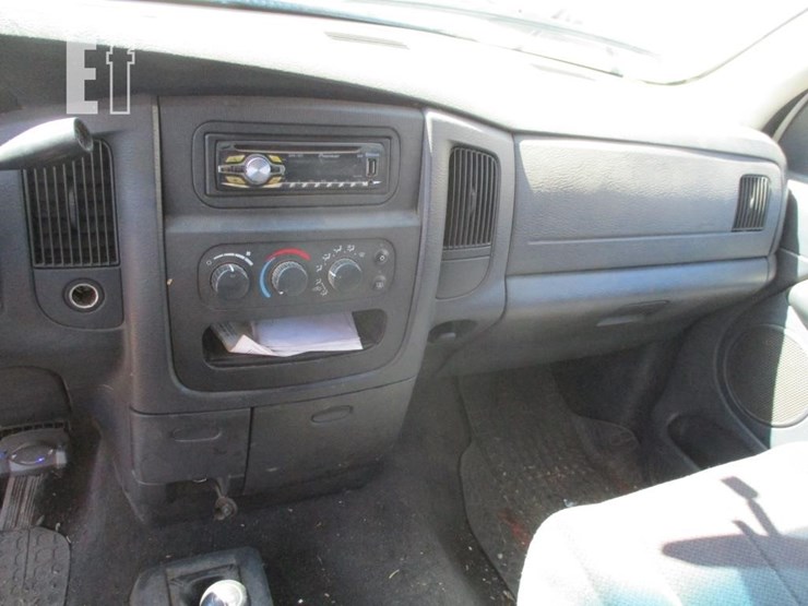 2004-dodge-ram-2500-image-8