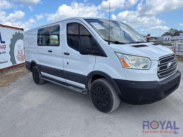 2016-ford-transit-image-2