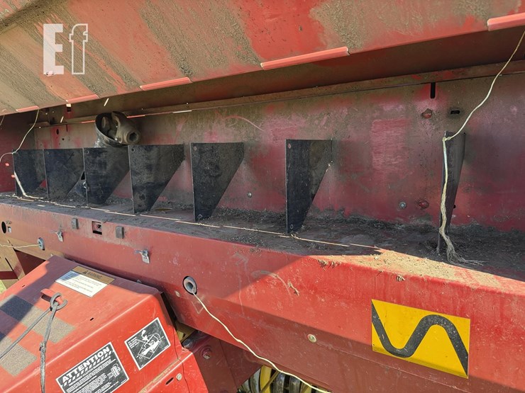 new-holland-688-image-10
