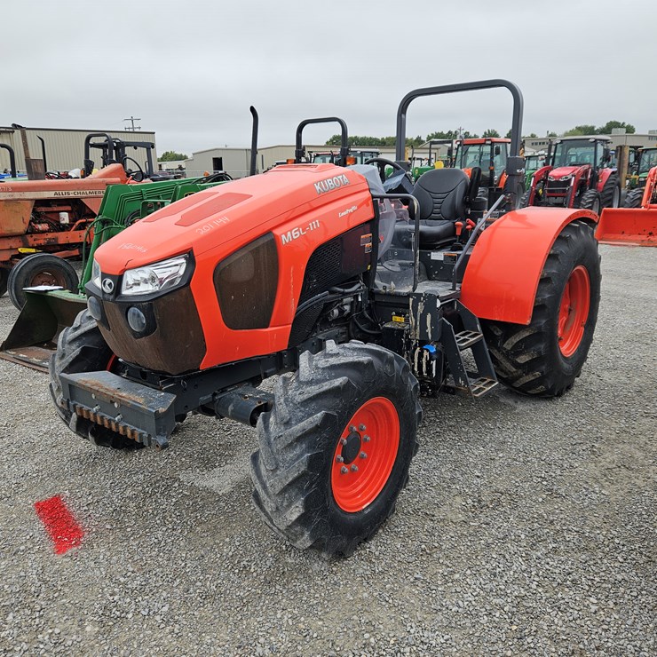 KUBOTA M6-111
