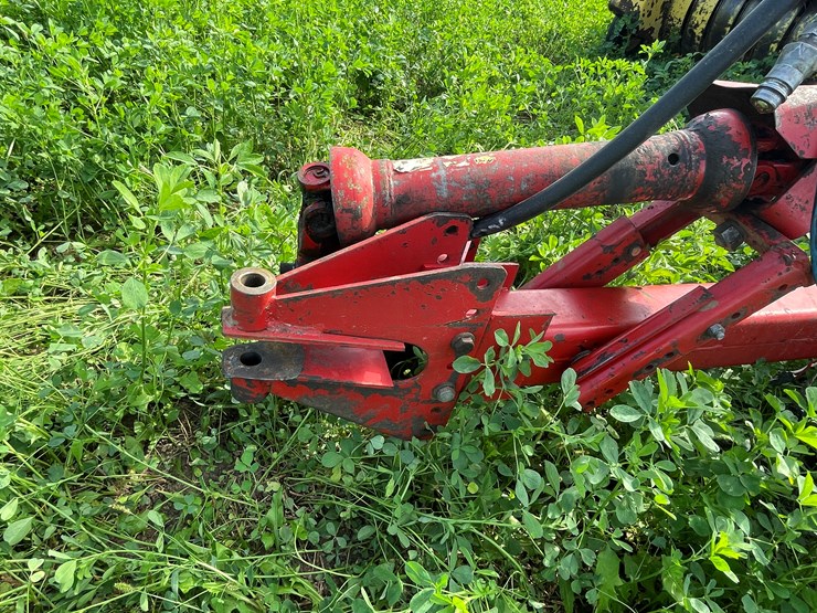 new-holland-273-image-20