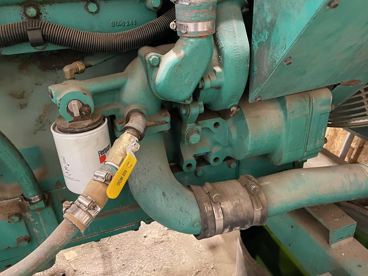#8615-•-1999-cummins-dfeh-generator-(aps)-image-93