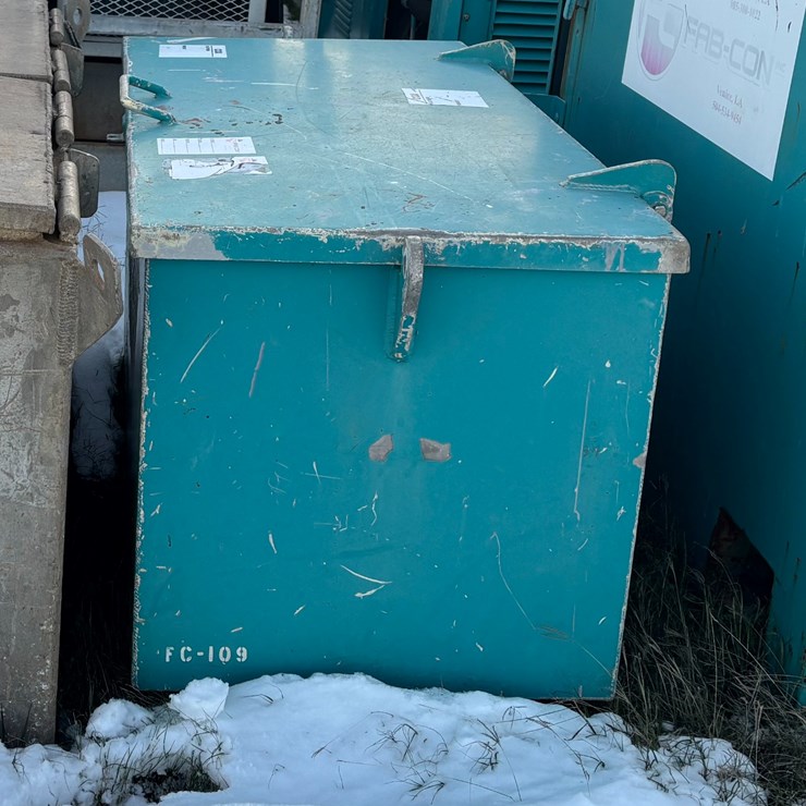 #125 • LAYDOWN ALUMINUM TOOLBOX