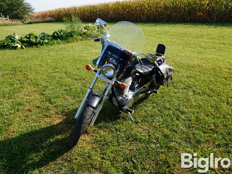 1998-suzuki-savage-ls650-motorcycle-image-1