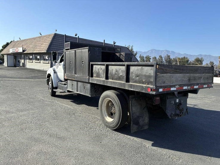 ford-f650-image-4