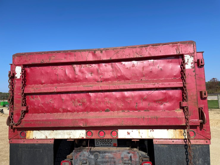 ford-f800-image-24