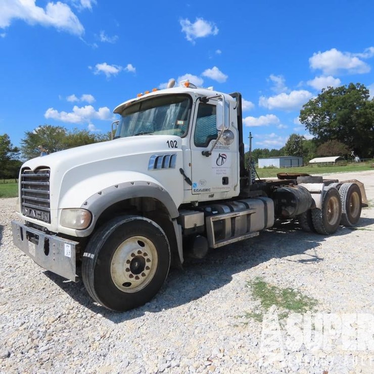 (x) (12-8) 2011 MACK GU713 T/A Winch Truck, VIN-1M