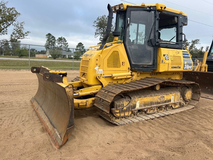 2017-komatsu-d39px-24-image-8