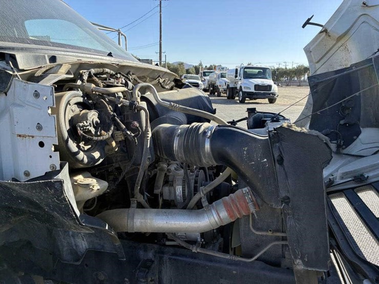 ford-f650-image-9
