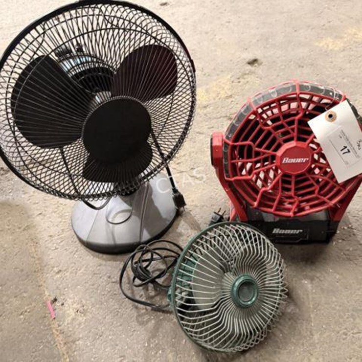 #17 • Bauer Battery Powered Fan w/ Desk Fan & Fan Head