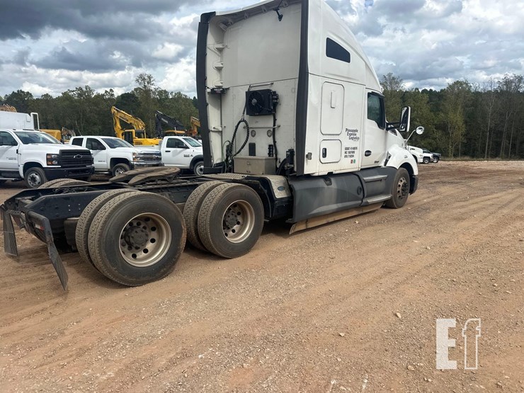 2019-kenworth-t680-image-7