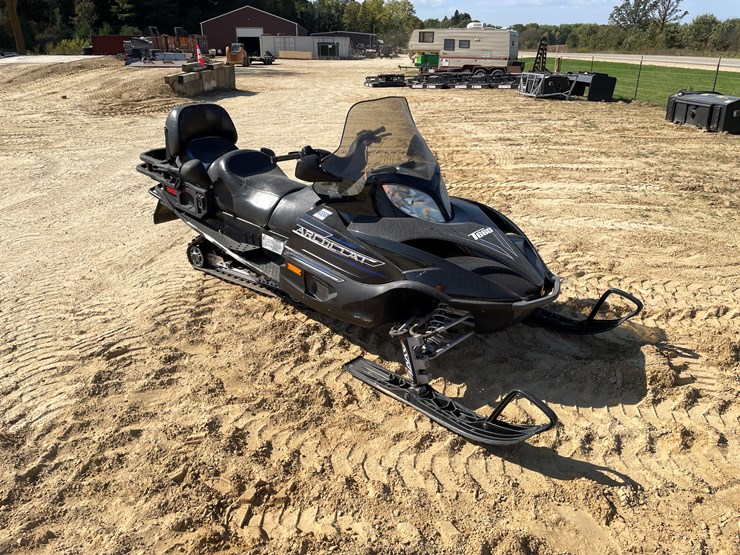 #1894-•-2008-arctic-cat-t660-snowmobile-(sells-with-bill-of-sale-only)-image-3