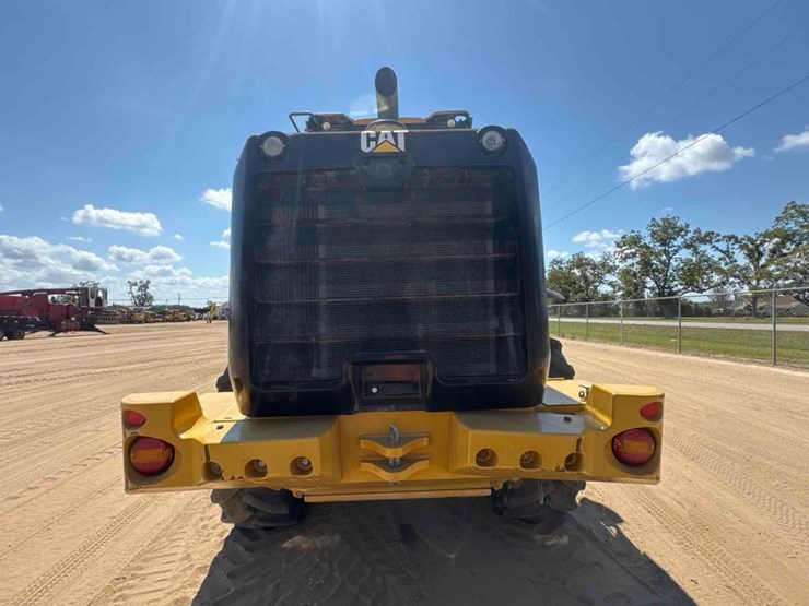 2019-caterpillar-926m-image-7