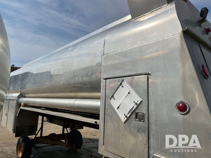 2011-progress-tank-petroleum-body-(jn3066)-image-44