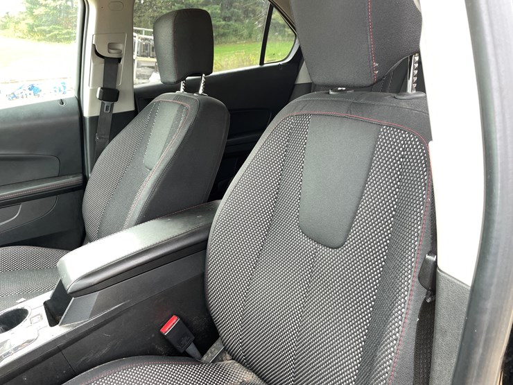 2012-chevrolet-equinox-lt-image-58
