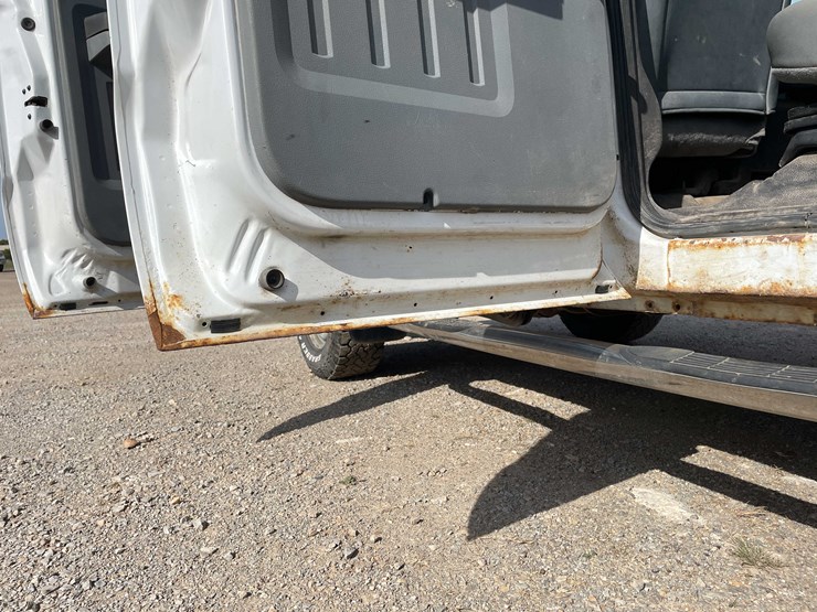 2011-ford-f250-xl-image-28