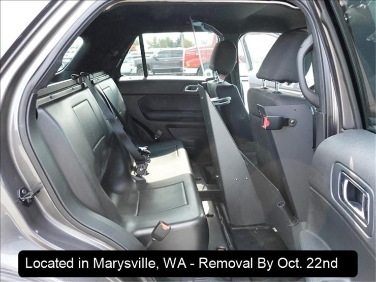 2017-ford-explorer-image-23