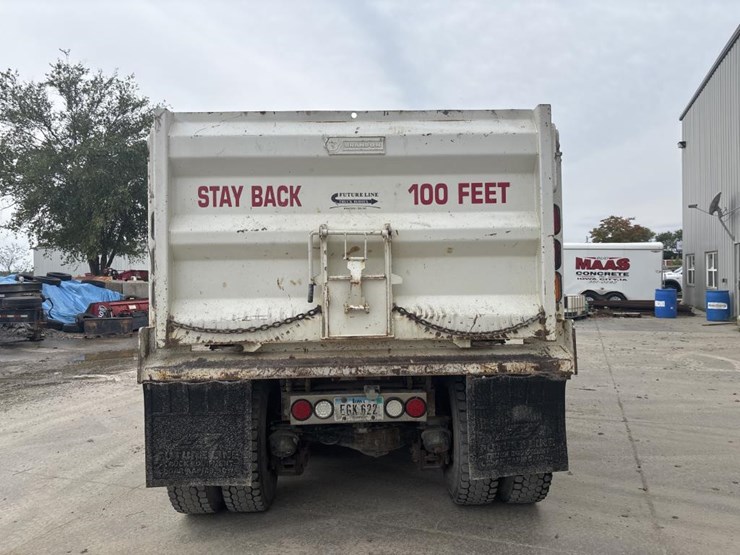 mack-rd688s-image-3