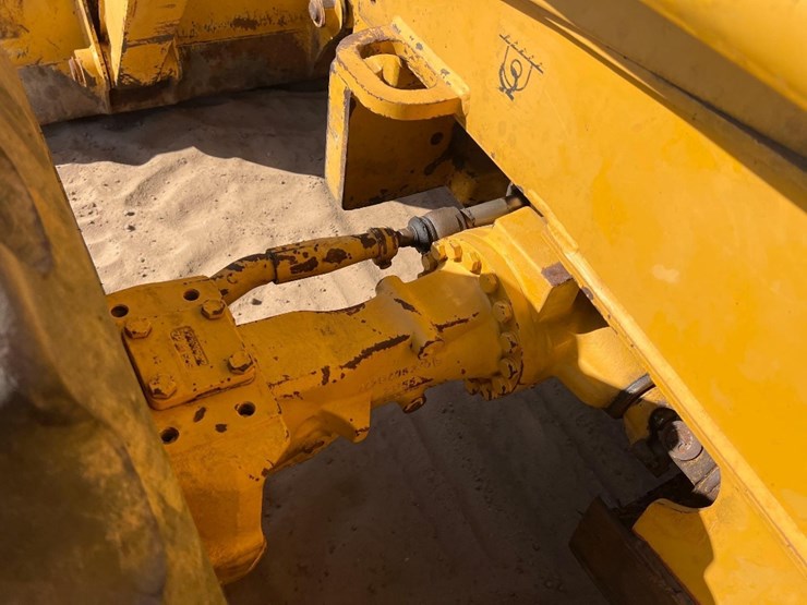 2000-deere-310se-image-18