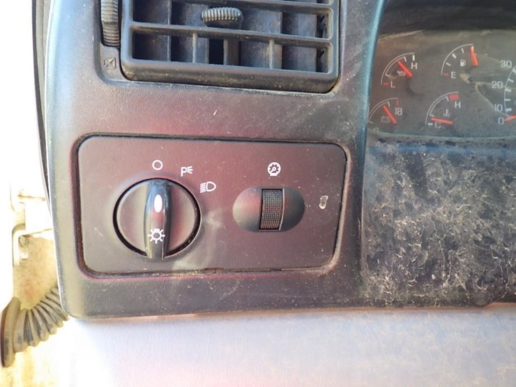2007-ford-f650-image-27
