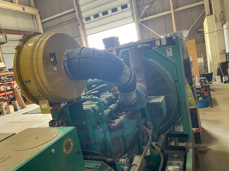 #8615-•-1999-cummins-dfeh-generator-(aps)-image-26