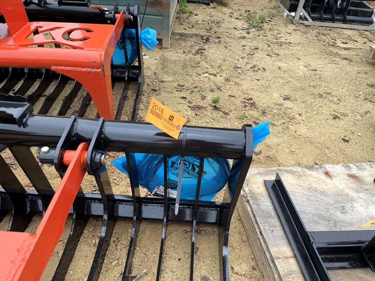 #2016-•-new-kc-76"-skid-steer-skeleton-grapple-bucket-image-9
