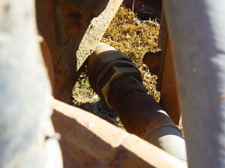 hydraulic-excavator-plate-compactor-image-7
