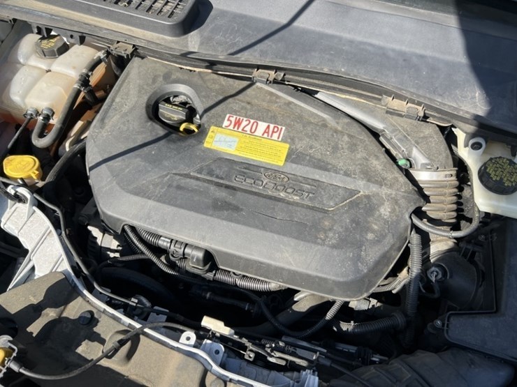 2014-ford-escape-image-11