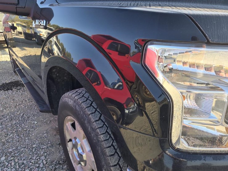 2017-ford-f150-image-14