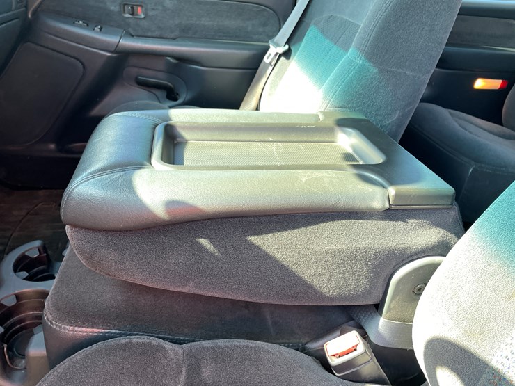 2002-chevrolet-silverado-2500hd-image-74