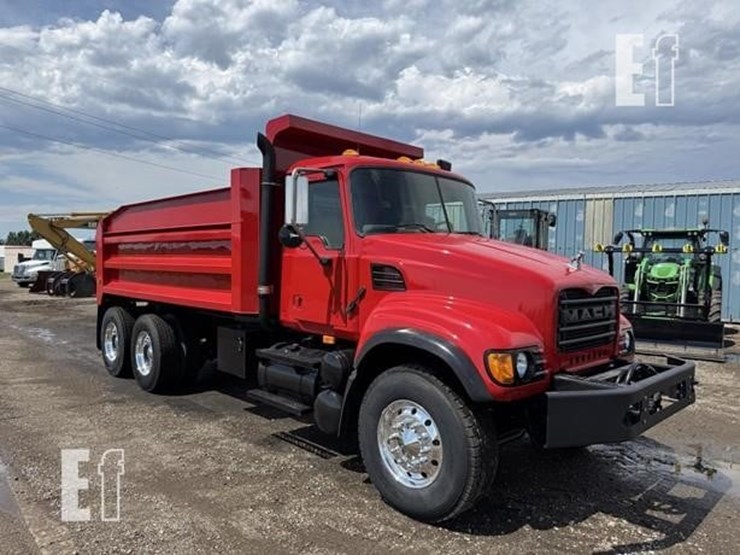 mack-granite-cv713-image-69